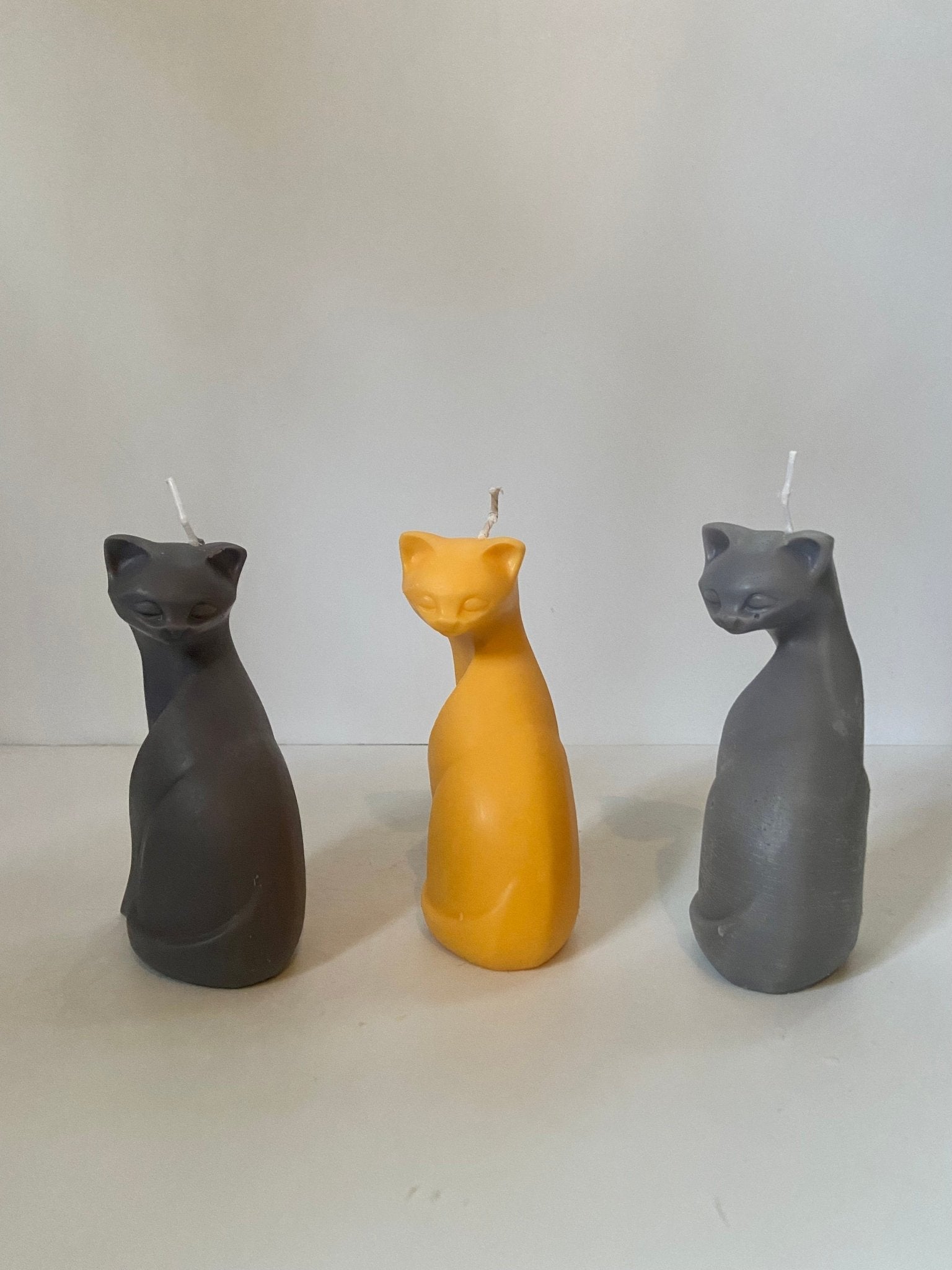 Cat candle - Kendall's Kandles